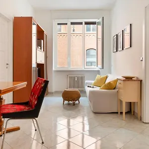 Stazione Cozy And Functional Flat Apartamento